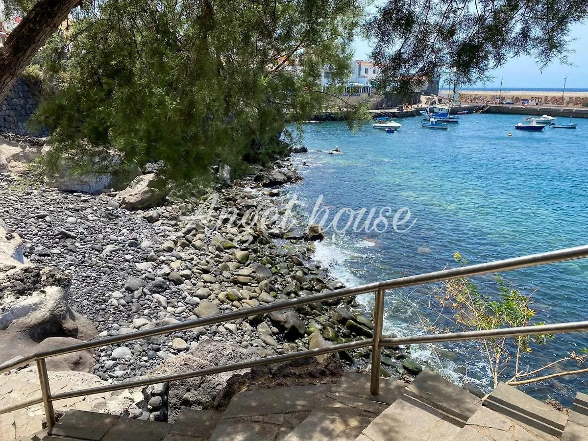 Angel House Apartment Los Abrigos Spain