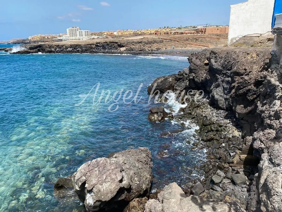 Angel House Apartment Los Abrigos Spain