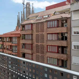 Ola Living Sagrada Familia Barcelona