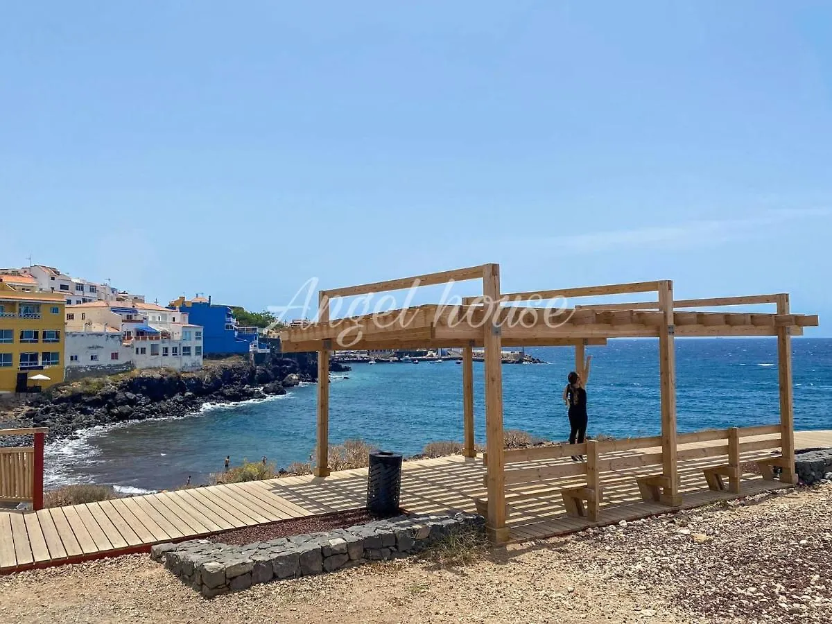 Angel House Apartment Los Abrigos Spain
